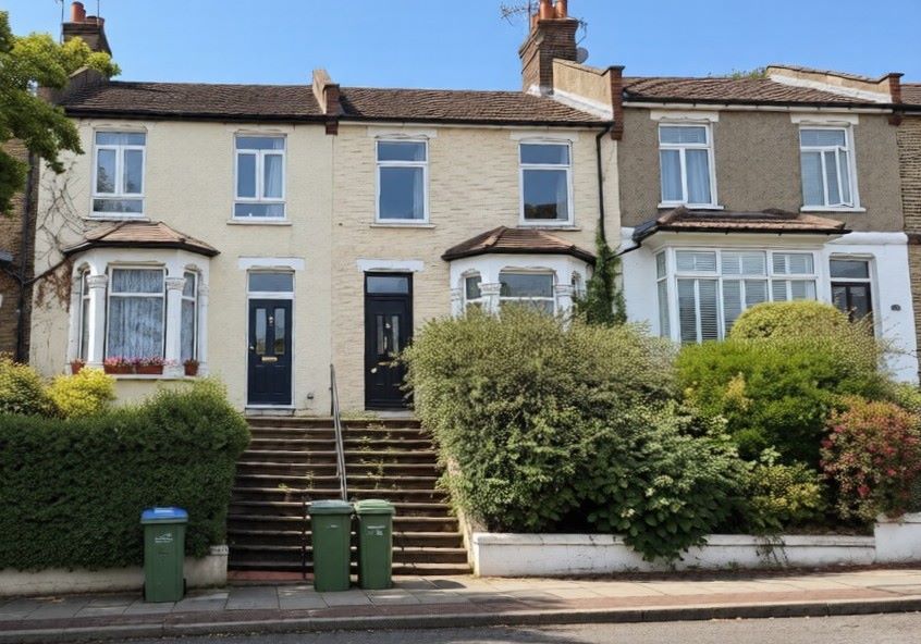 Property photo 1 of 13