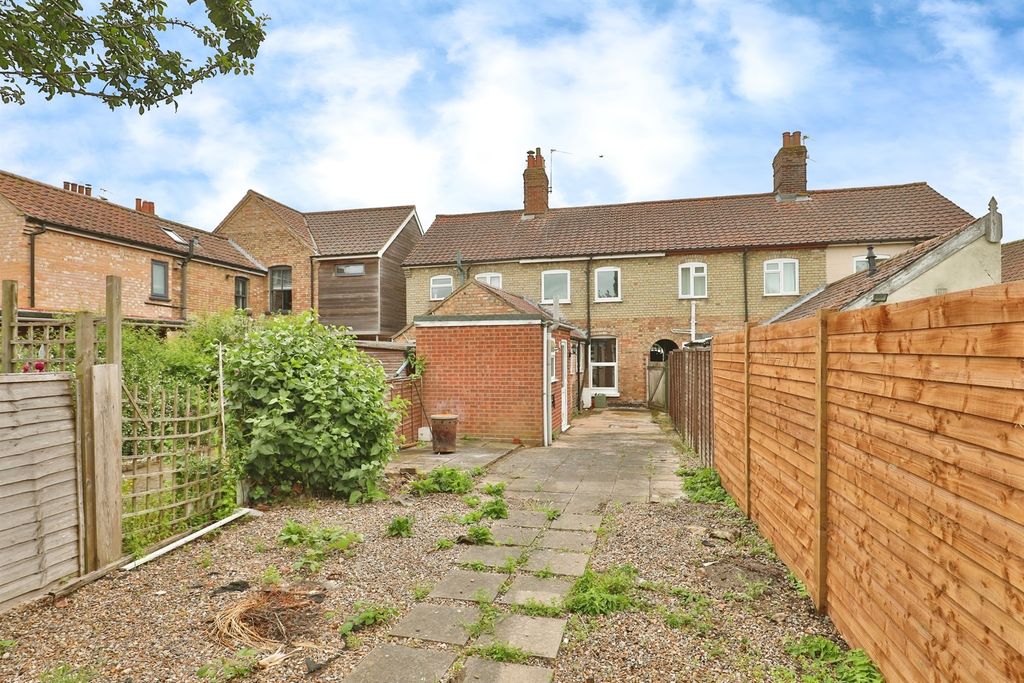 Property photo 3 of 15