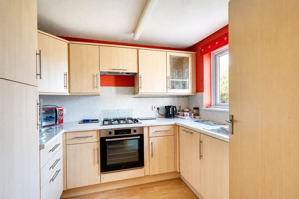 Property photo 3 of 9 3 - Kitchen