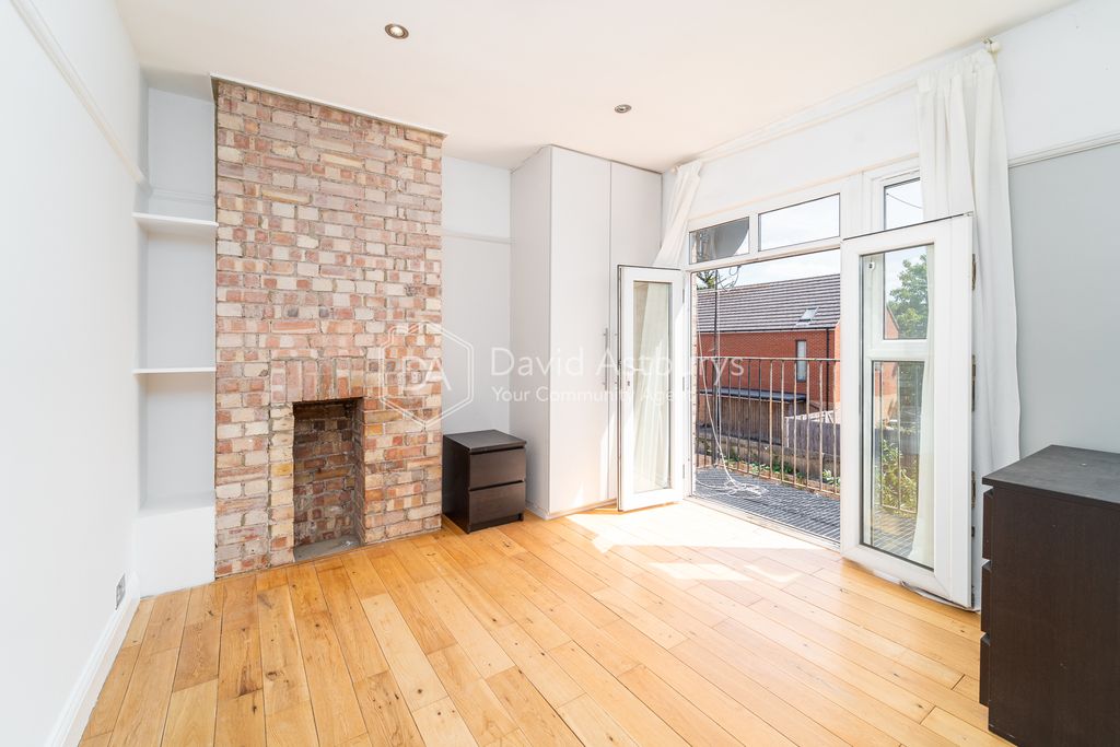 Property photo 3 of 9 Ndb01148-Edit