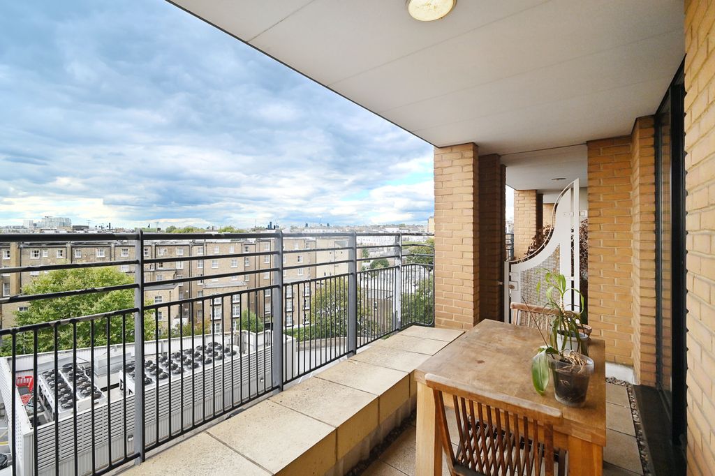 Property photo 3 of 16 Photo 3