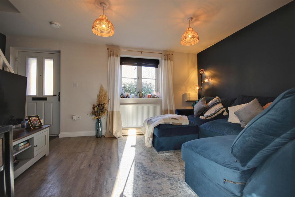 Property photo 2 of 18 Jessop Terrace (14).Jpg