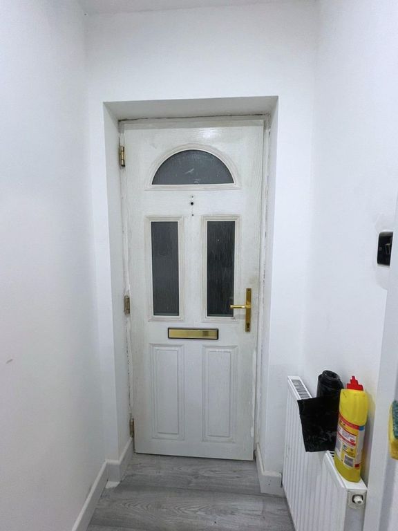 Property photo 2 of 7 4807152