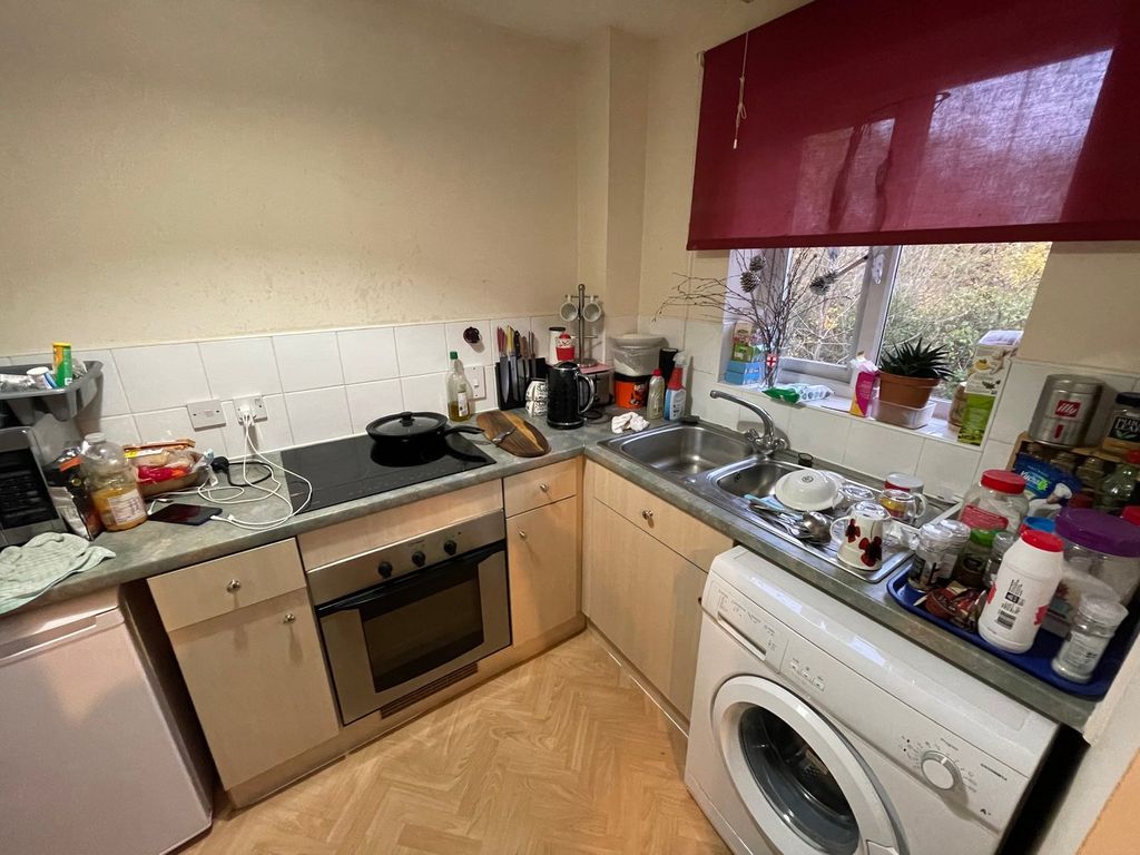 Property photo 2 of 4
