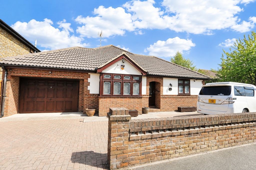 Property photo 1 of 16 5388310