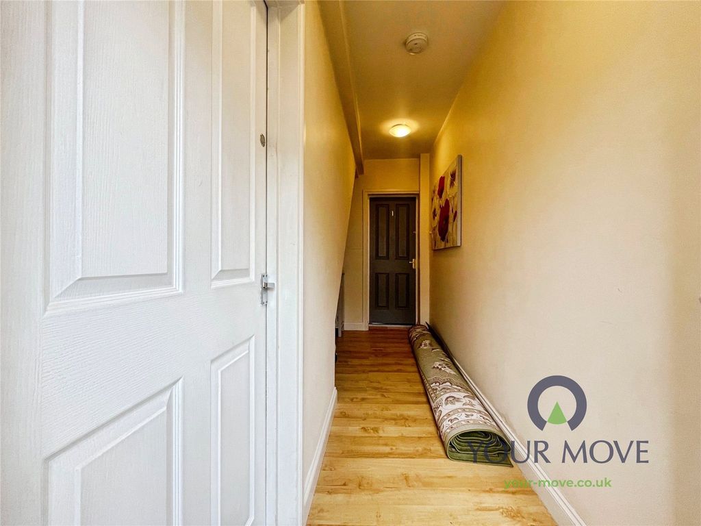 Property photo 2 of 7 Picture No. 10