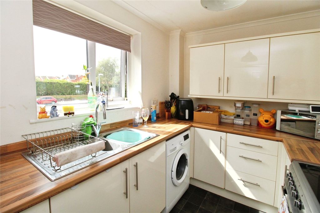 Property photo 3 of 9 Picture No. 04