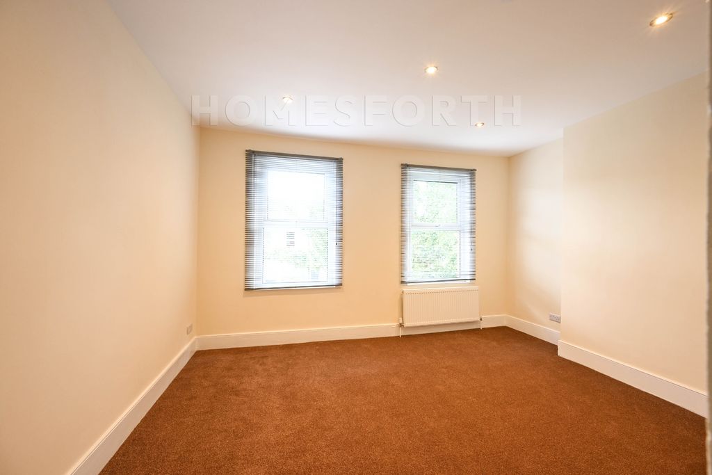 Property photo 1 of 11 Photo 3
