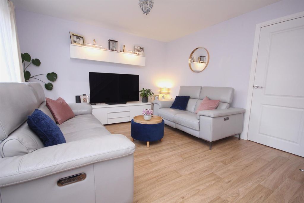 Property photo 2 of 11 Img_7240.Jpg