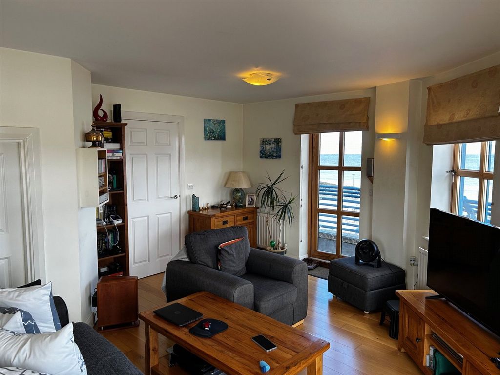 Property photo 2 of 16 Picture No. 04