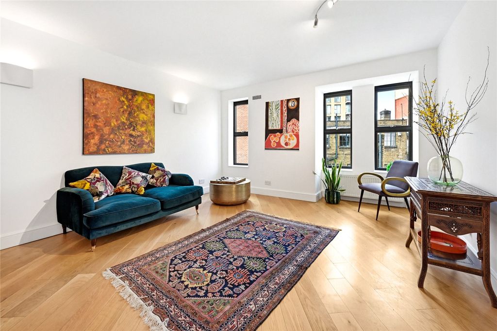 Property photo 1 of 10 Reception Room