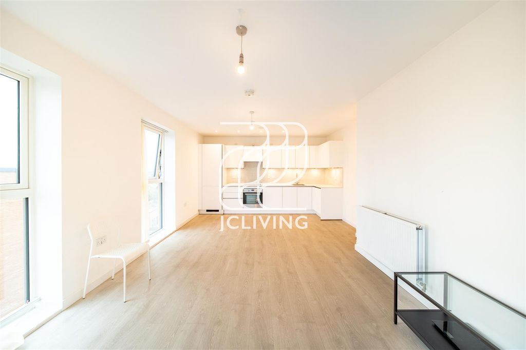 Property photo 3 of 17 Dsc05274-Hdr.Jpg