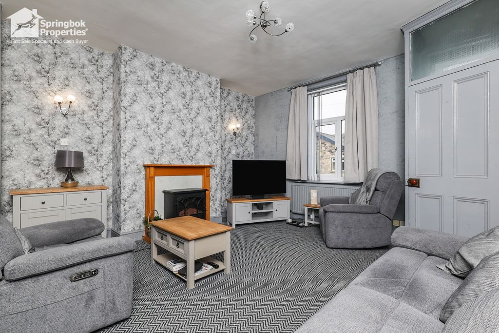 Property photo 2 of 16 Image 1