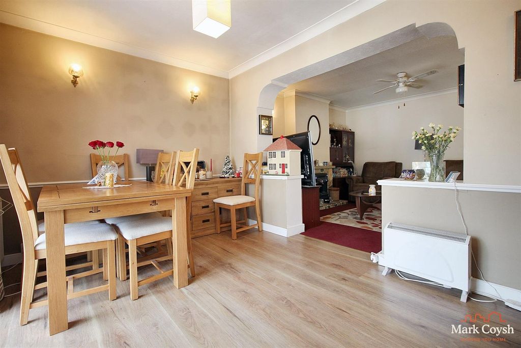 Property photo 2 of 22 Img_3255.Jpg