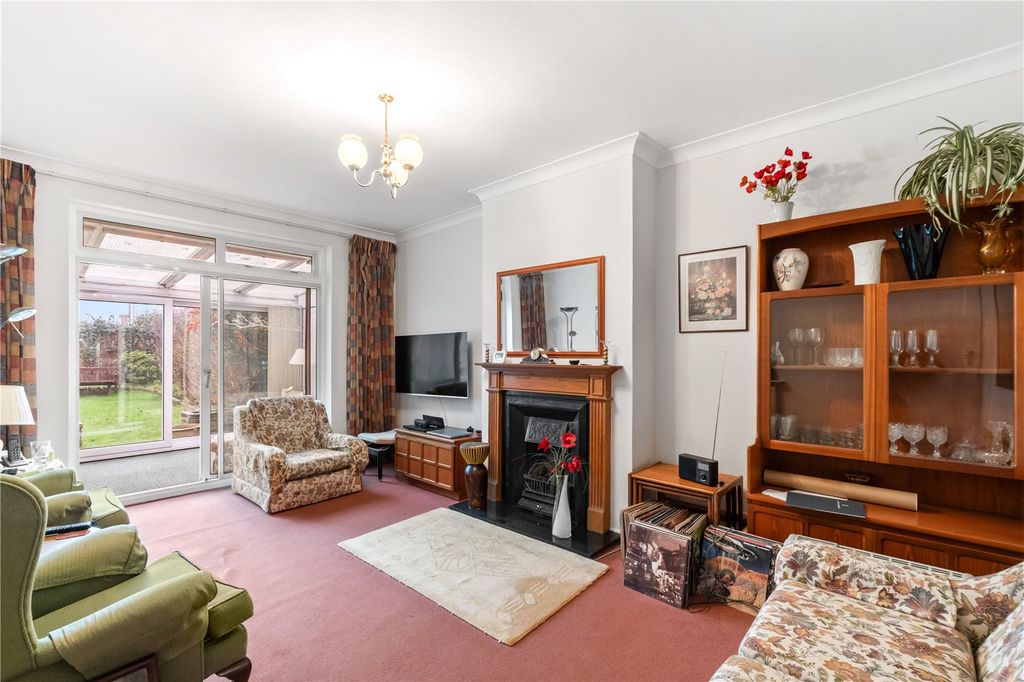 Property photo 1 of 14 Picture No. 12