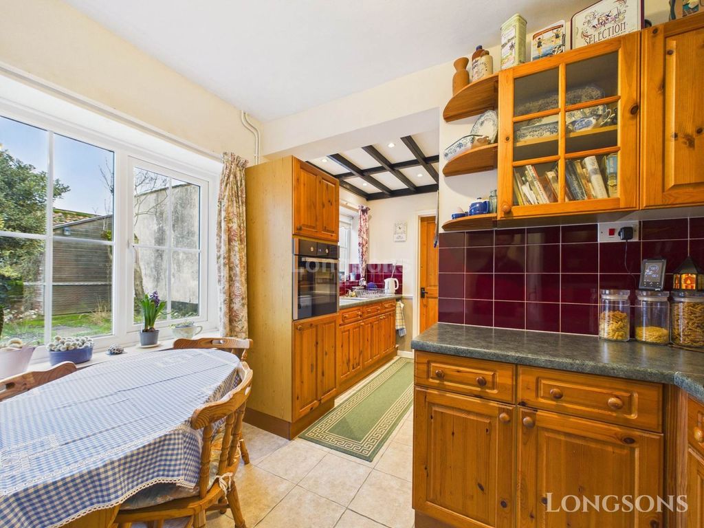 Property photo 3 of 23