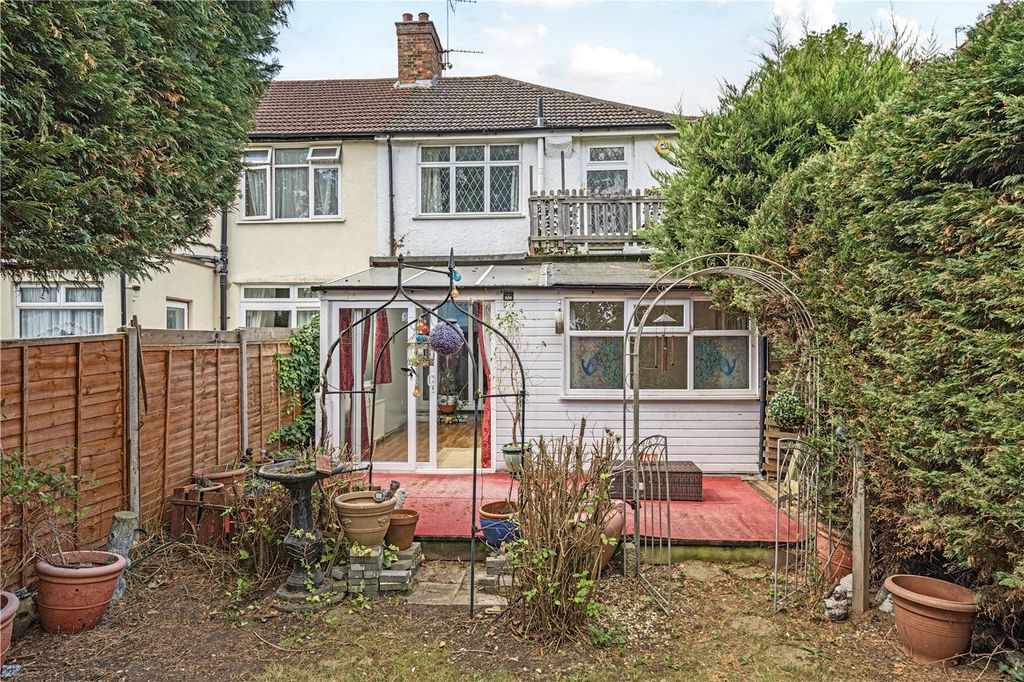 Property photo 2 of 18 Picture No. 01