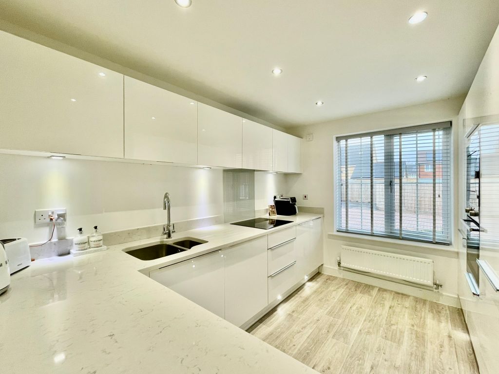 Property photo 3 of 20 Img_5869