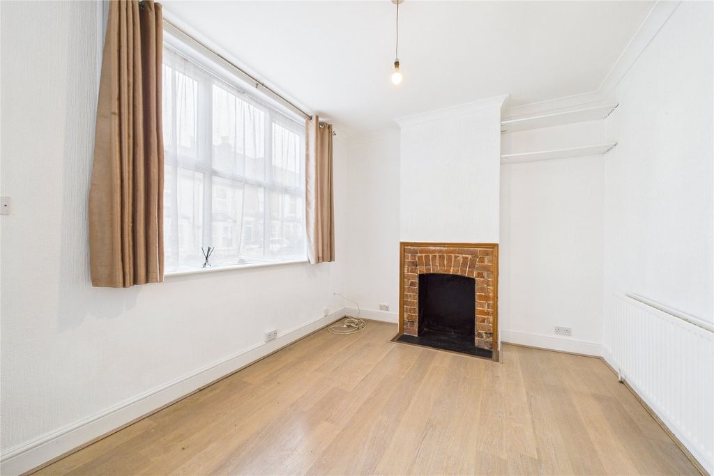 Property photo 2 of 6 Living Room