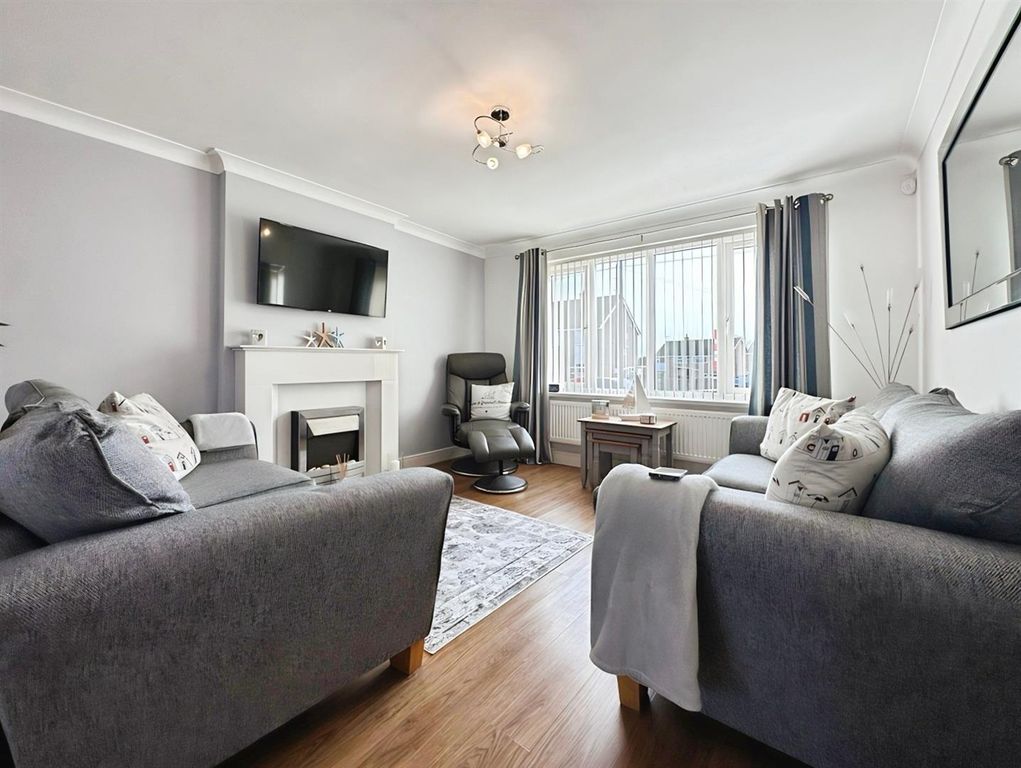 Property photo 2 of 17 6ba14F32-Img_1882.Jpg