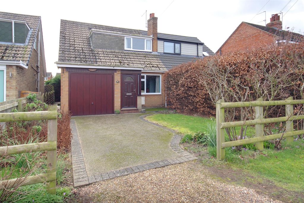 Property photo 1 of 11 West Street (11).Jpg