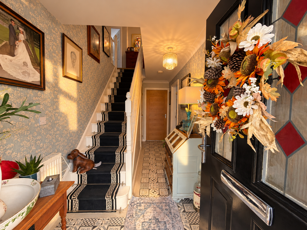 Property photo 2 of 29 Hallway