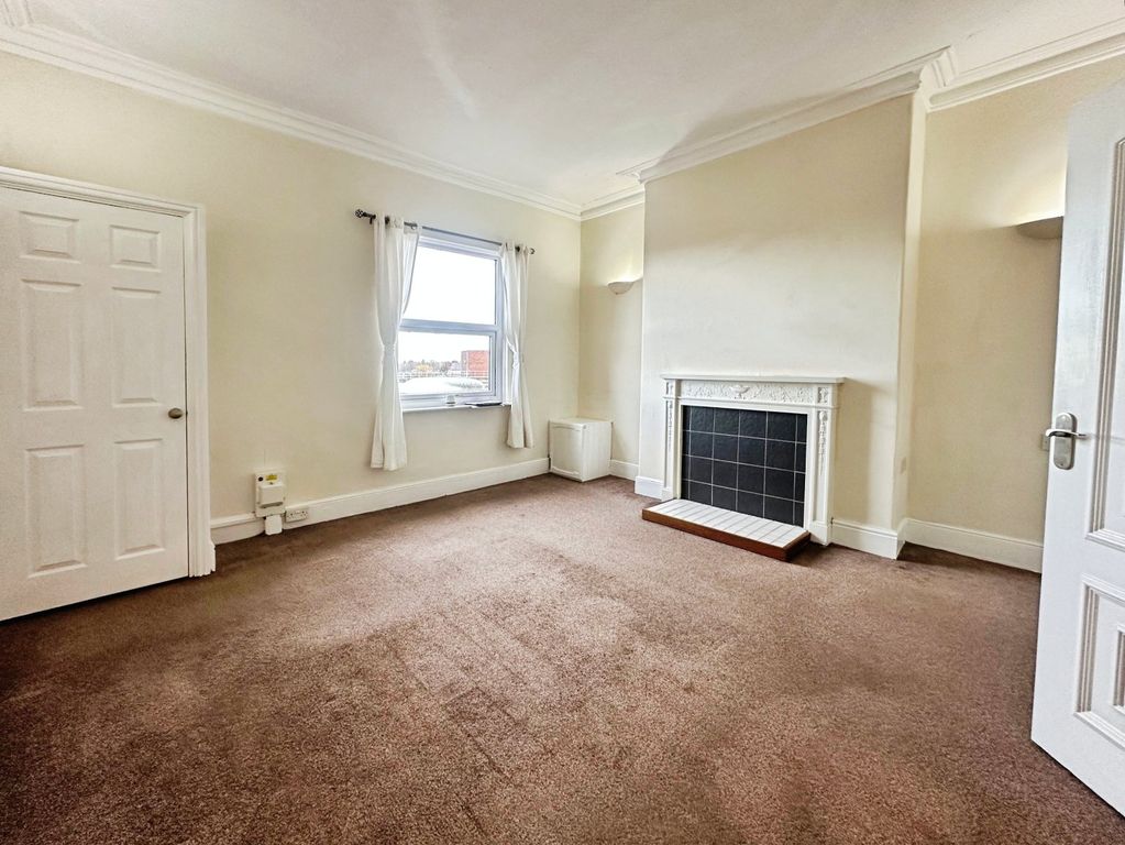 Property photo 2 of 8 Picture No. 06