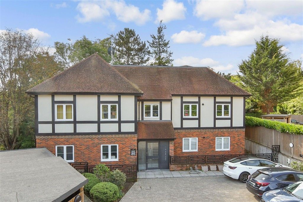 Property photo 3 of 14 External (Web)