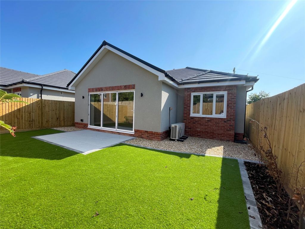 Property photo 1 of 16 Picture No. 19
