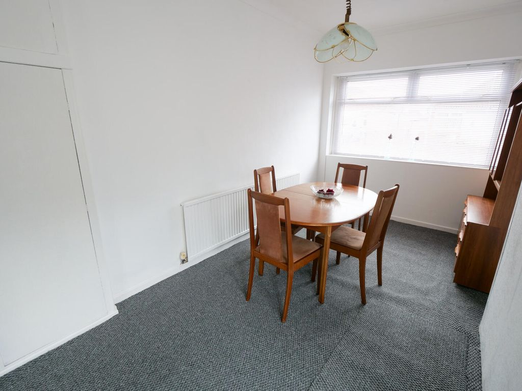 Property photo 3 of 7 Dining Room