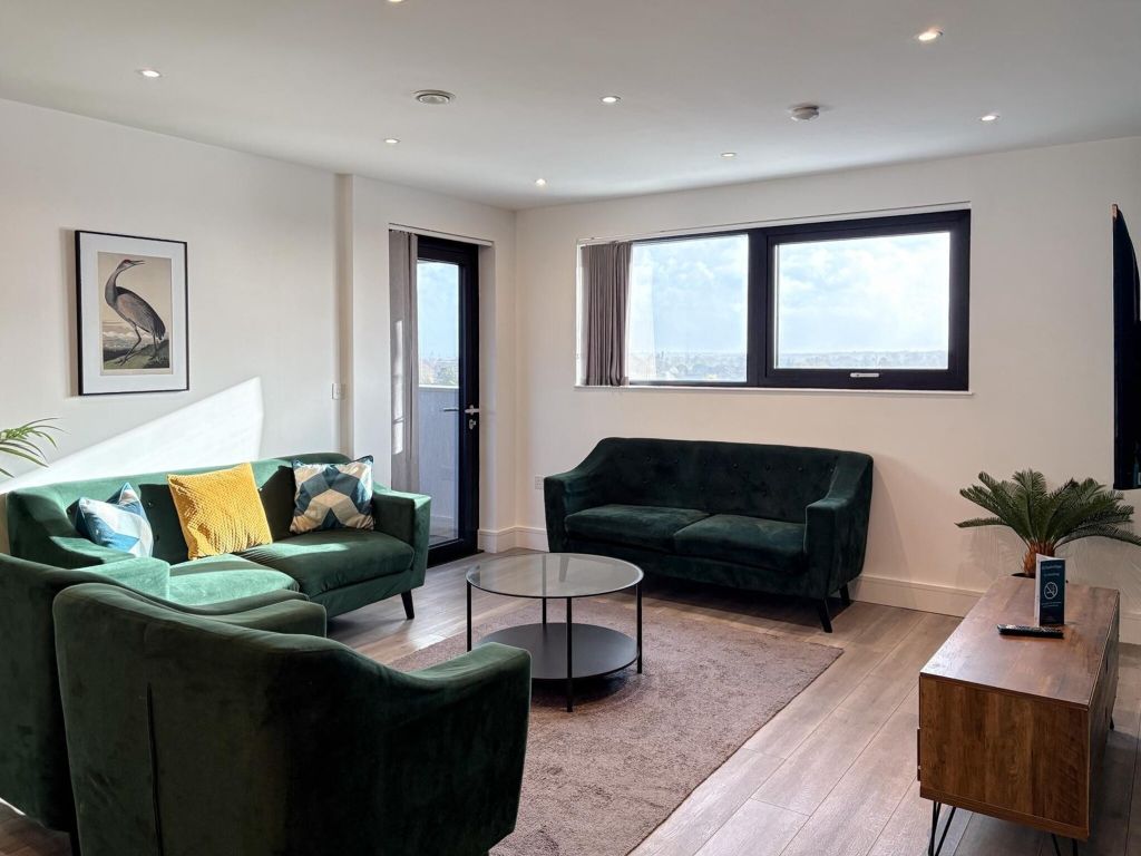 Property photo 1 of 36 Living Room