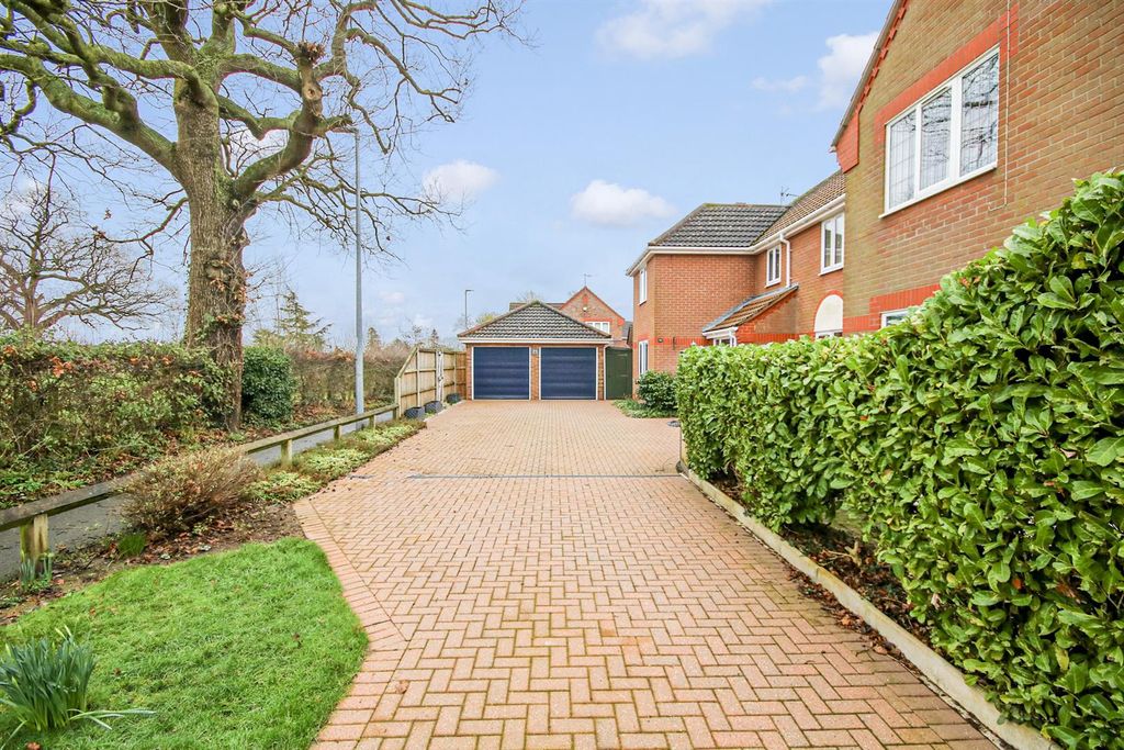 Property photo 2 of 27 2-Img_3834.Jpg