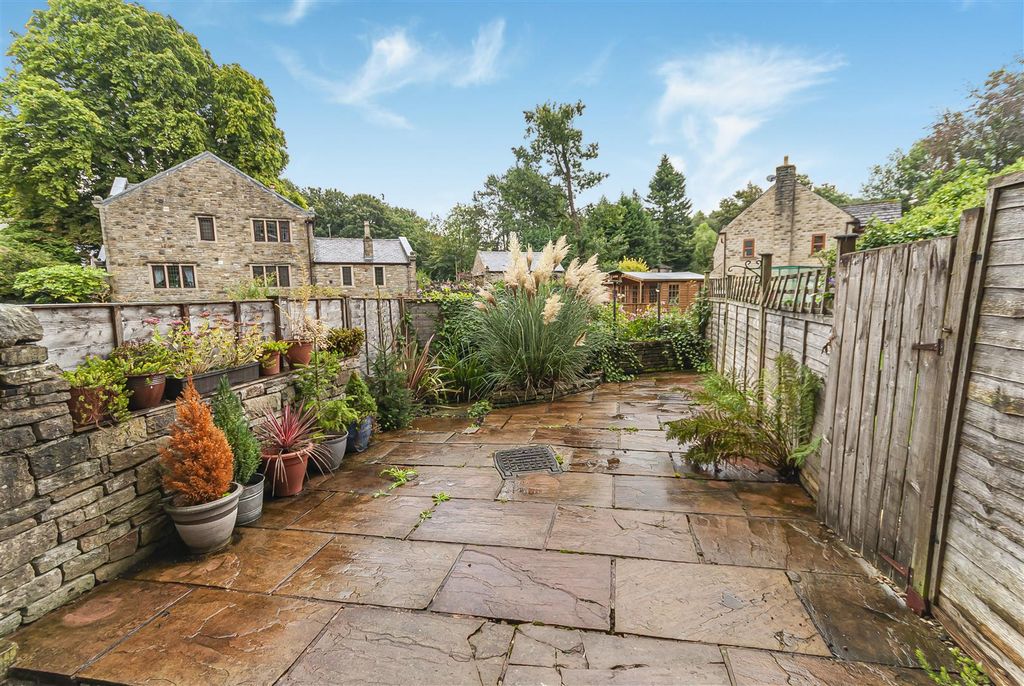 Property photo 3 of 23 Rear Garden