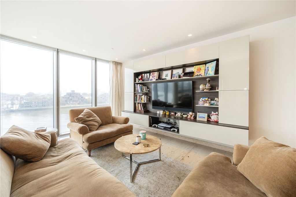 Property photo 2 of 22 Picture No. 08