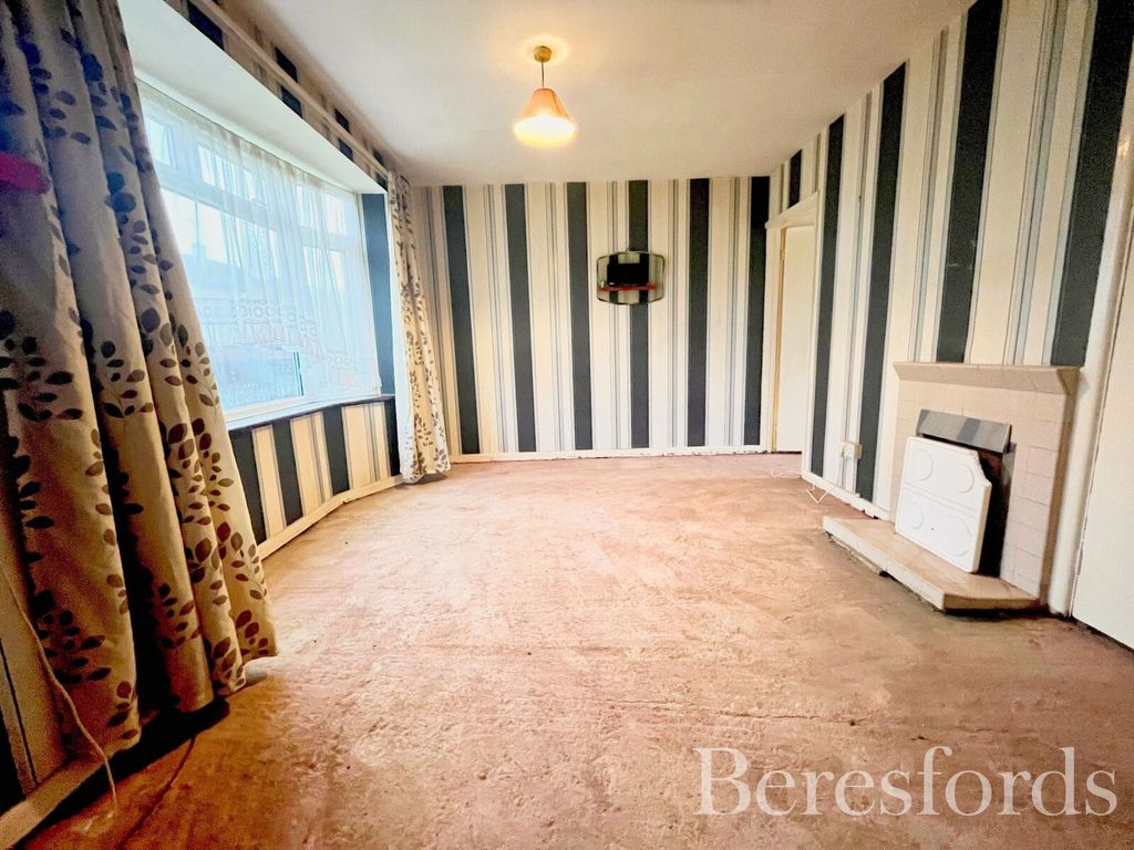 Property photo 2 of 15 Picture No. 04