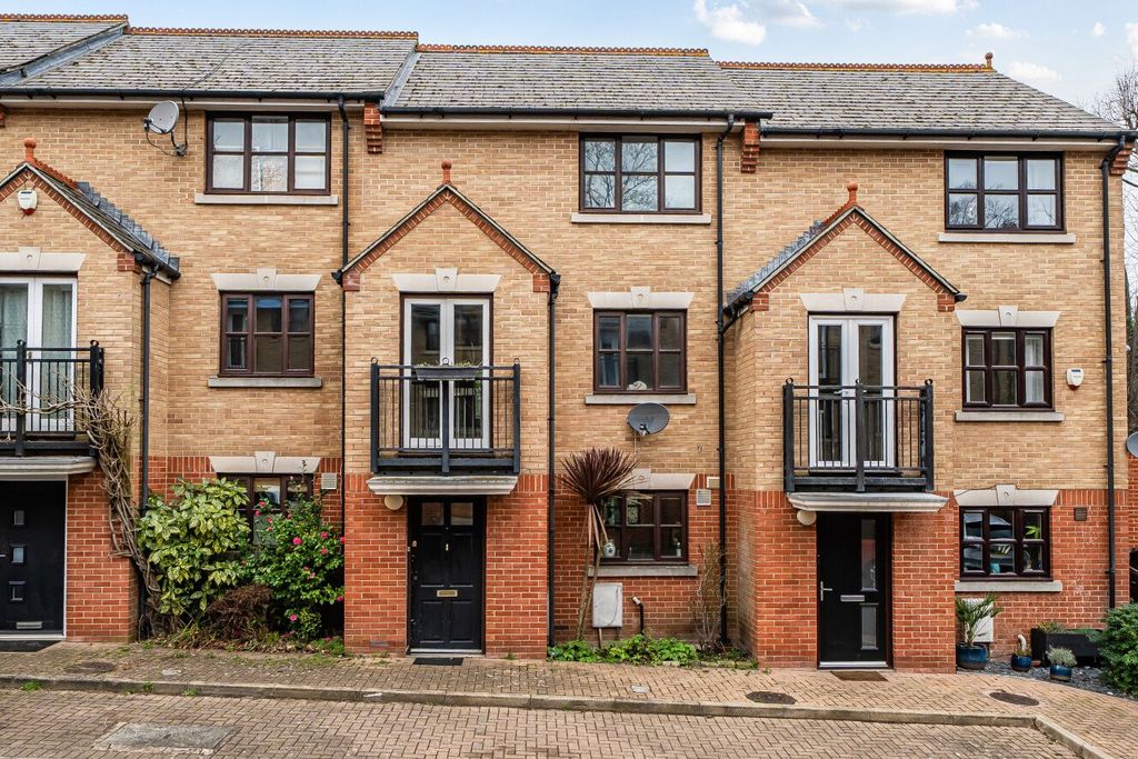 Property photo 1 of 20 Picture No. 34