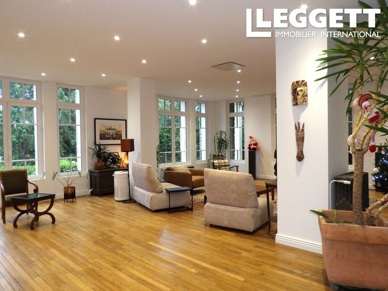 Property photo 3 of 10