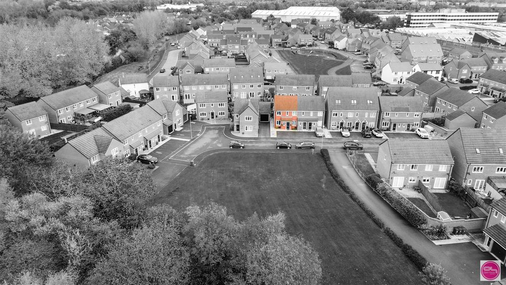 Property photo 2 of 29 Gilliver Close, Stretton (3).Jpg