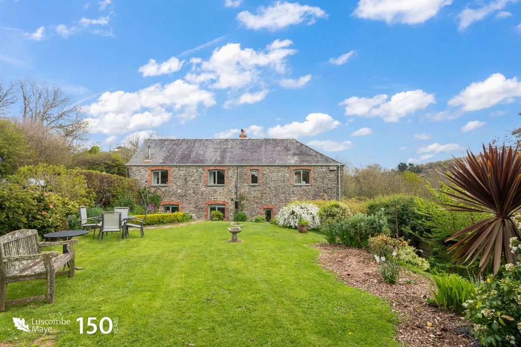 Property photo 1 of 29