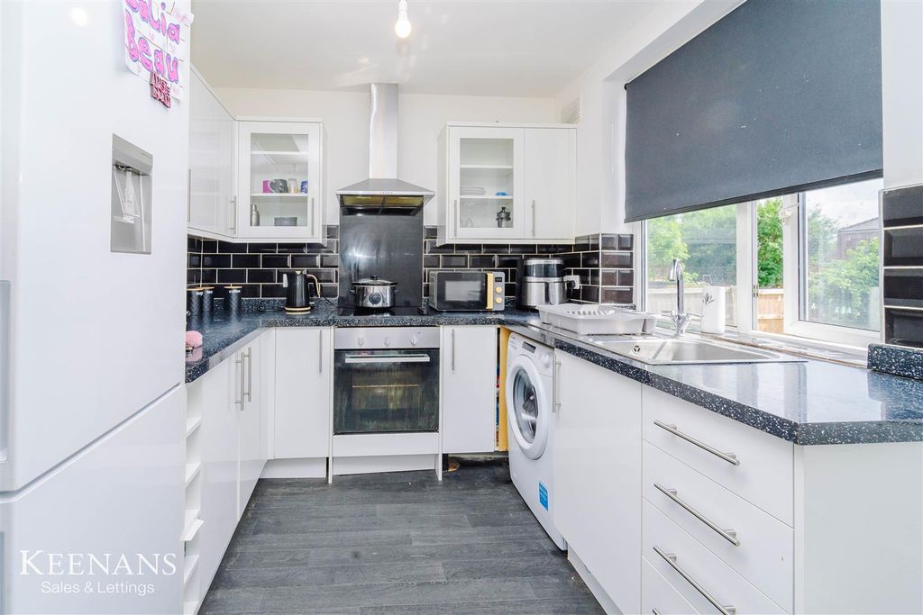 Property photo 2 of 19 2.Jpg