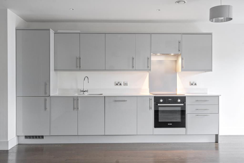 Property photo 2 of 19 Kitchen