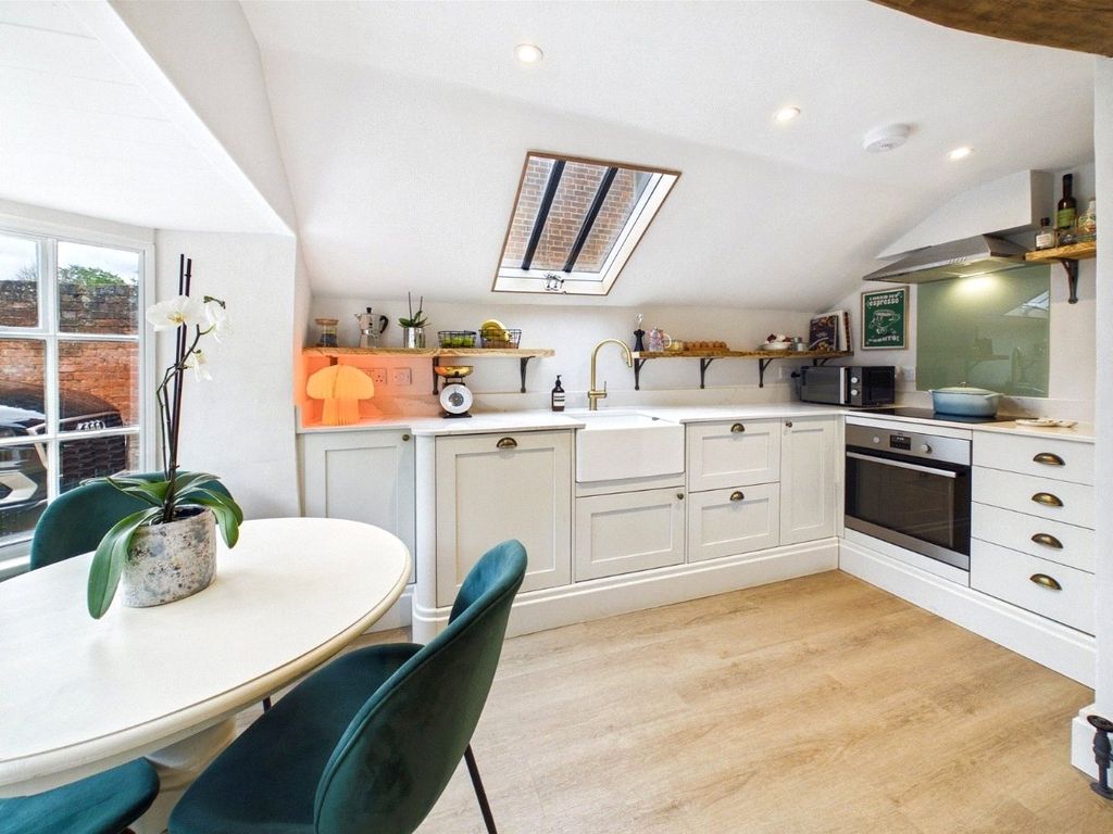 Property photo 2 of 22 Picture 2