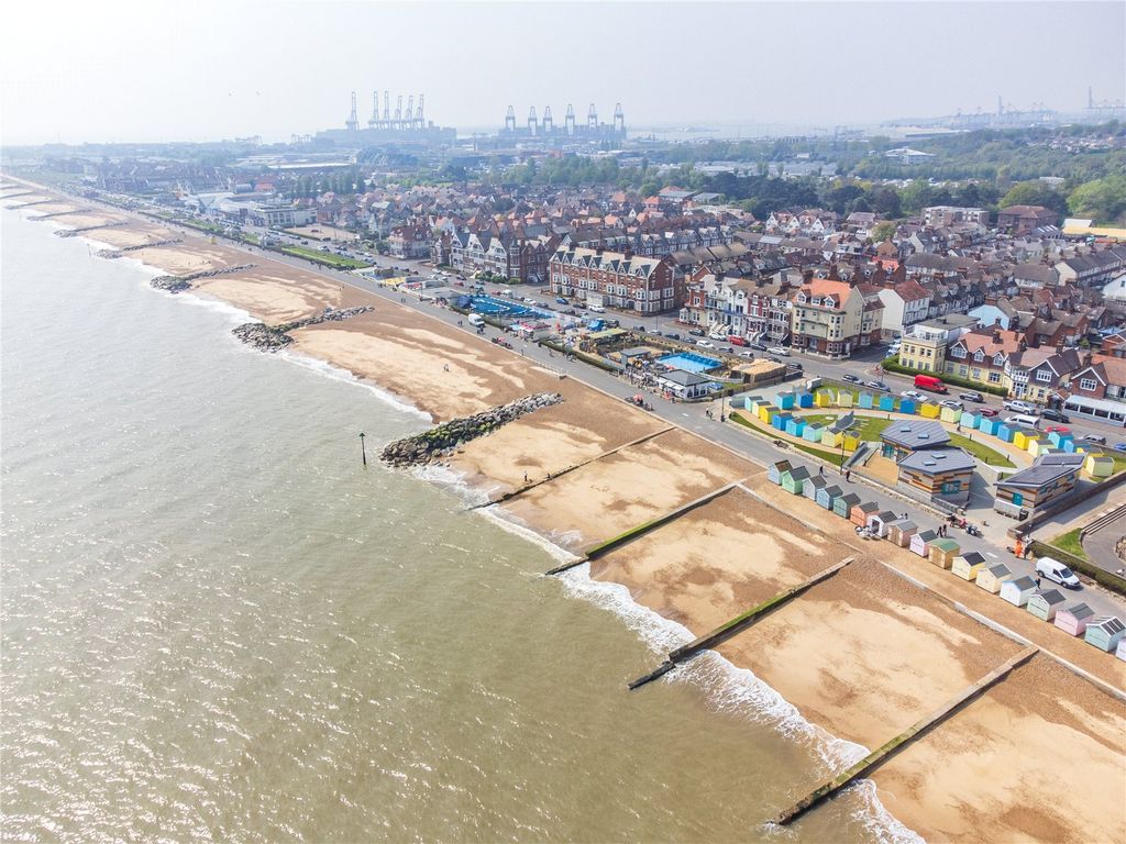 Property photo 2 of 5 Picture 2