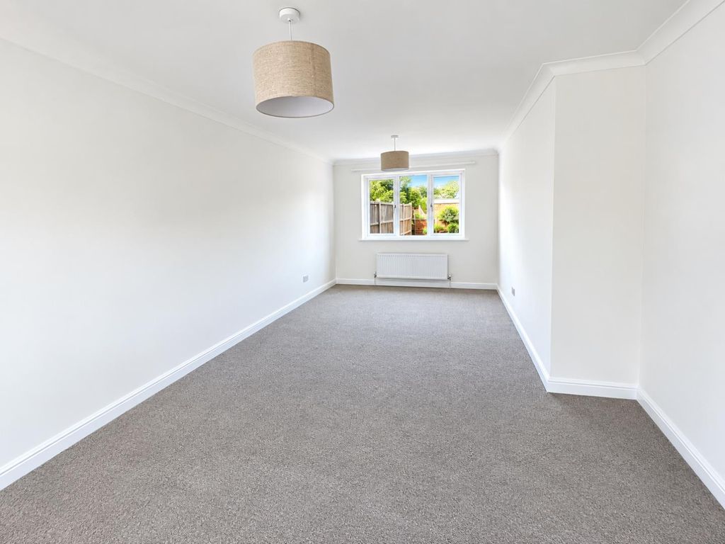 Property photo 3 of 10 Tlc_d44B0643-16A7-43c2-A6d4-cd7ee802898A_5Aeae53.P