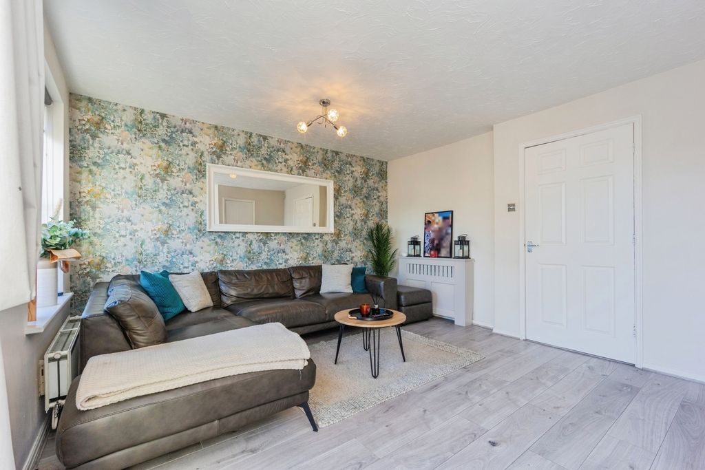 Property photo 2 of 18 Pbox-Img.Jpg