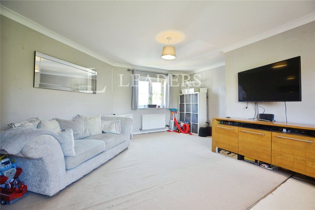 Property photo 3 of 9 Living Room