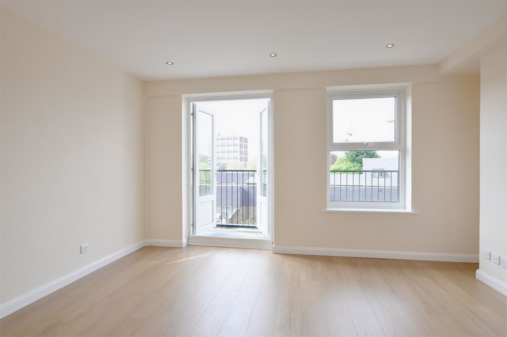 Property photo 2 of 6 Photo 3