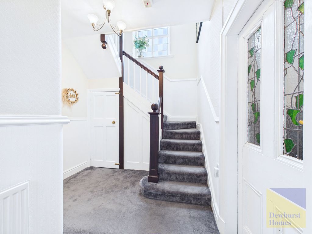 Property photo 2 of 34