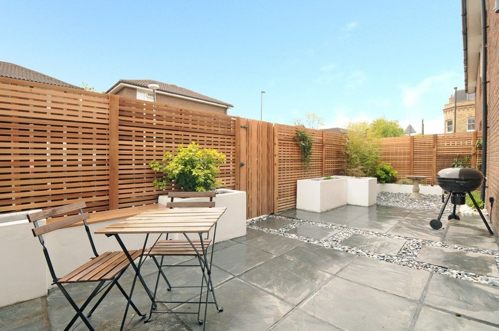 Property photo 2 of 6 Picture No. 04