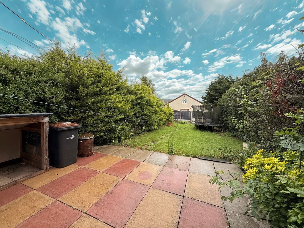 Property photo 3 of 4